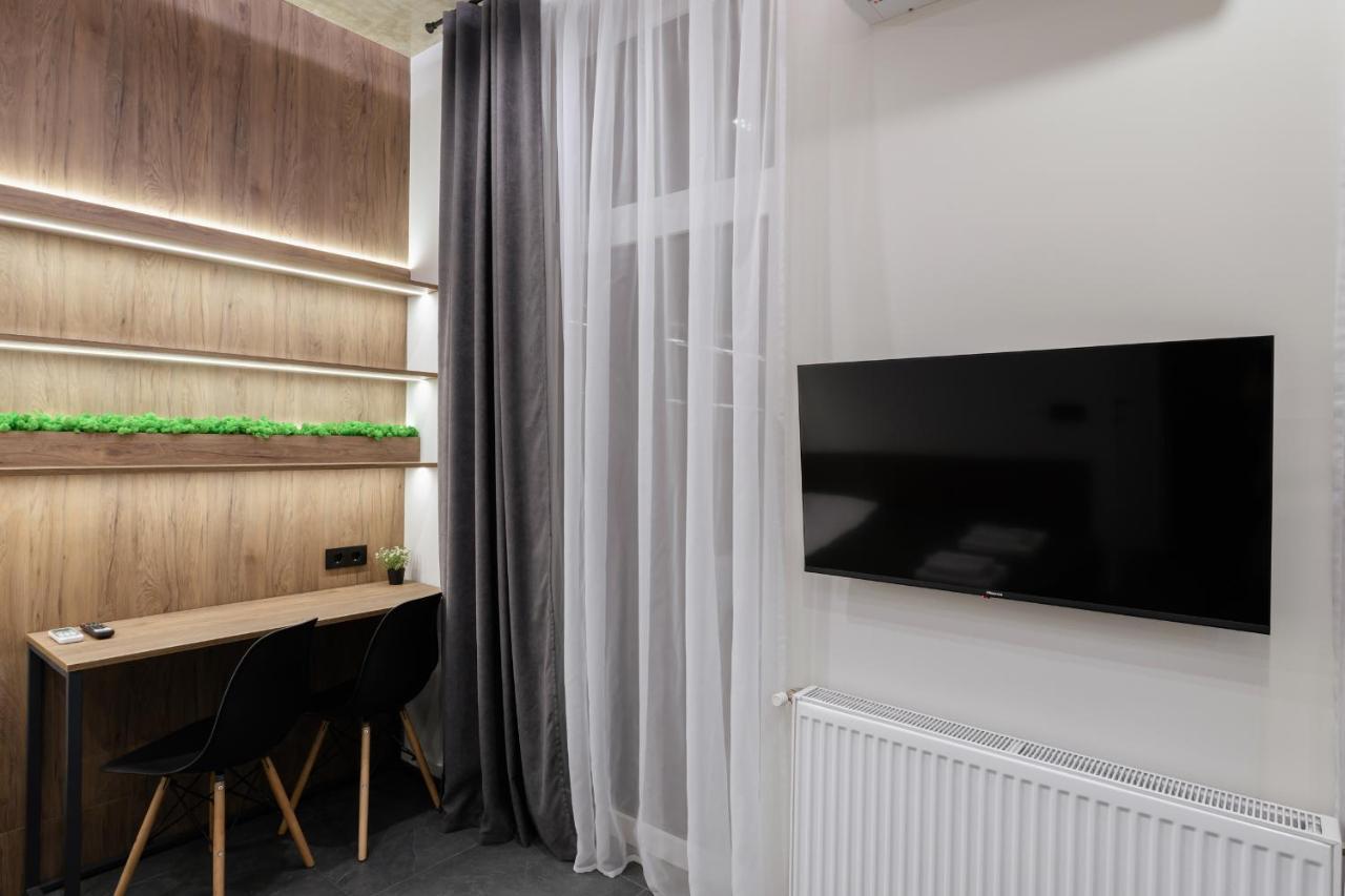 Luxury Apartments Smart House Oezjhorod Buitenkant foto