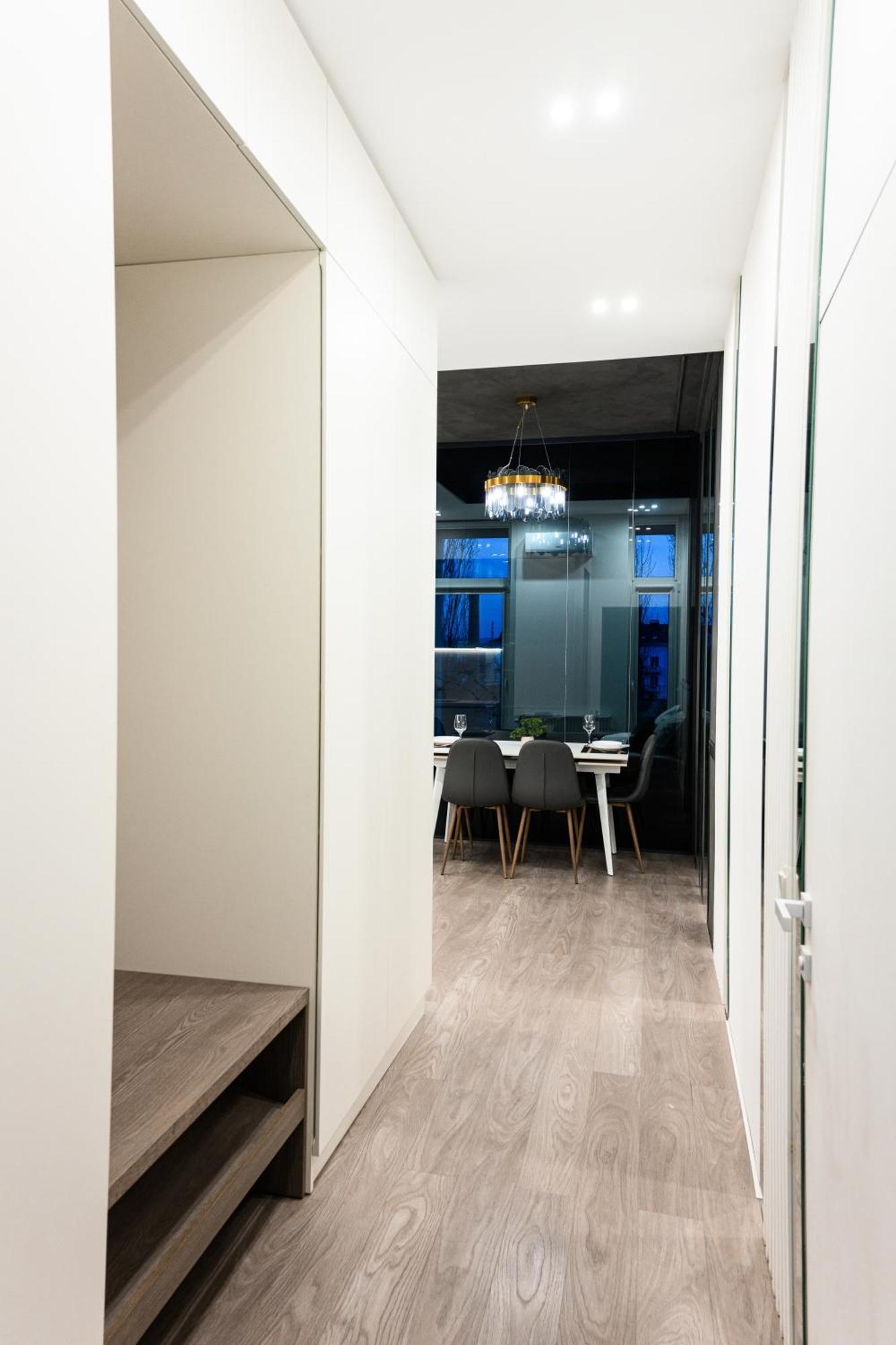 Luxury Apartments Smart House Oezjhorod Buitenkant foto